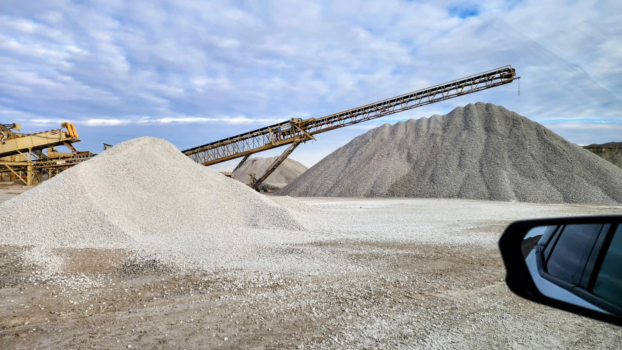 Conveyor belt and stockpile close-up